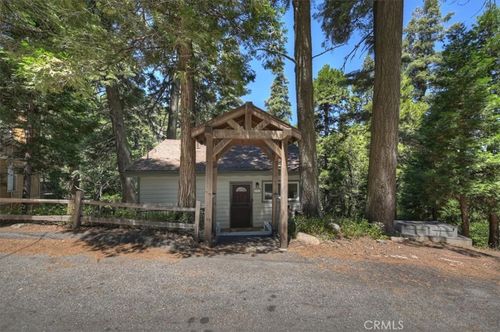 576 Kuffel Canyon Rd, Lake Arrowhead, CA, 92352 | Card Image