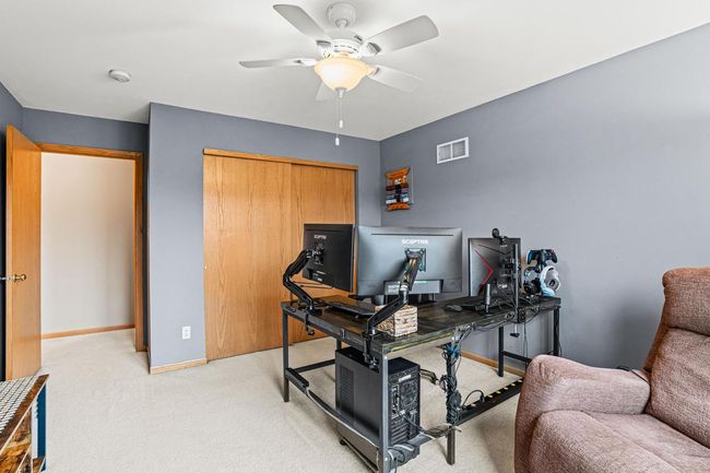 423 Parkview Drive, House other with 3 bedrooms, 3 bathrooms and null parking in Johnson Creek WI | Image 25