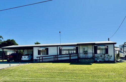 1924 Se 30th St, Okeechobee, FL, 34974-6727 | Card Image