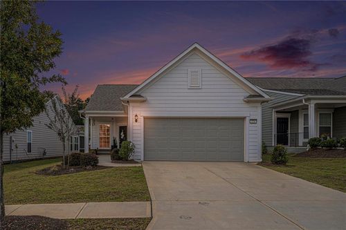 124 Ohoopee Dr, Griffin, GA, 30223-2162 | Card Image