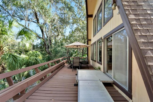 6802 Valrie Ln, House other with 4 bedrooms, 3 bathrooms and null parking in RIVERVIEW FL | Image 9