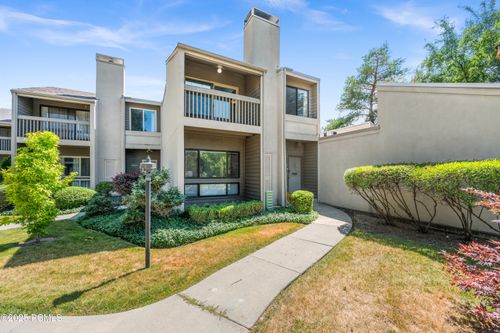 5753 S Park Pl W, Holladay, UT, 84121-1266 | Card Image
