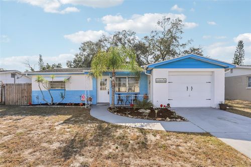 3518 Oxford Dr, HOLIDAY, FL, 34691-5104 | Card Image