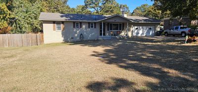 706 Sasha Lane, House other with 3 bedrooms, 2 bathrooms and null parking in Tahlequah OK | Image 1