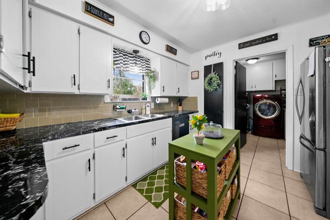 1114 E Neches St, Home with 3 bedrooms, 2 bathrooms and 2 parking in Palestine TX | Image 15