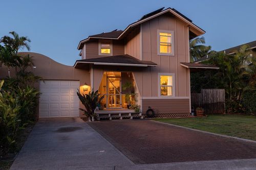 19 Hoku Pl, Paia, HI, 96779-8122 | Card Image