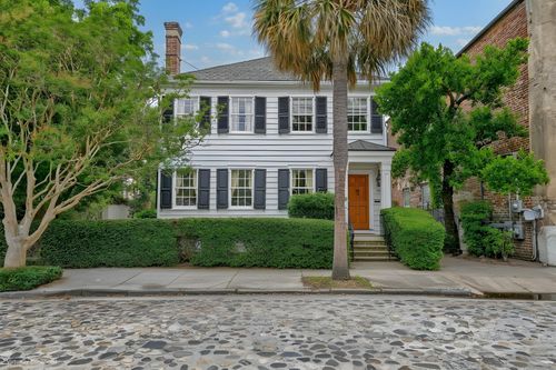 10 Chalmers St, Charleston, SC, 29401-3005 | Card Image