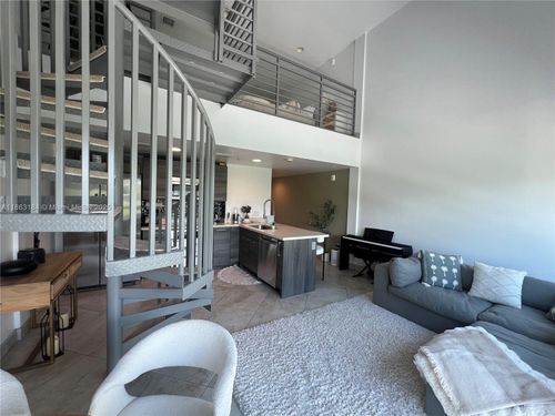 apt-16-421 Meridian Ave, Miami Beach, FL, 33139-6542 | Card Image