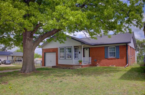 1803 S Maplewood Avenue, Tulsa, OK, 74112 | Card Image