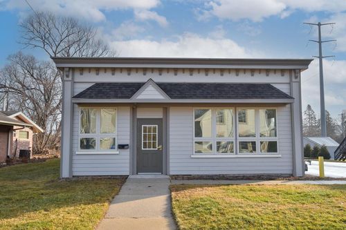 122 S Webster Street, Port Washington, WI, 53074 | Card Image