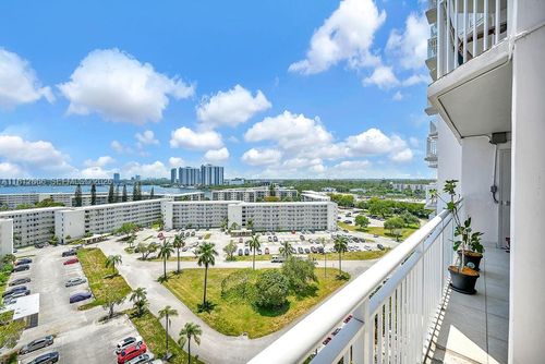 1201-18041 Biscayne Blvd, Aventura, FL, 33160-2522 | Card Image