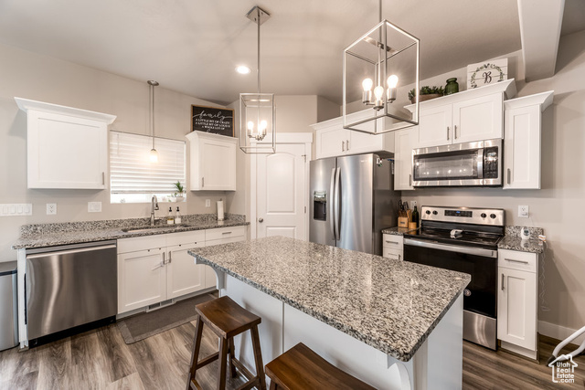 Oakridge Aly, Eagle Mountain, UT 84005