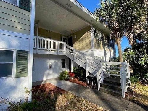 b102-8200 Fairways Cir, Ocala, FL, 34472-8583 | Card Image