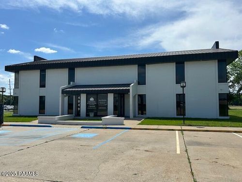 4049 I 49 S Service Rd, Opelousas, LA, 70570-0757 | Card Image