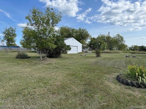 3039 W Maple Ridge Rd, Twining, MI, 48766-9631 | Card Image