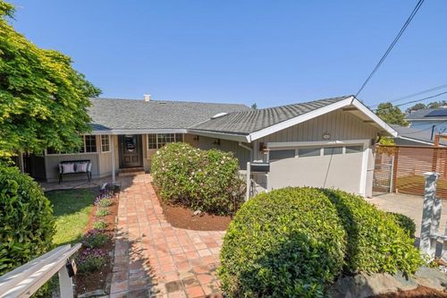 500 Klamath St, Brisbane, CA, 94005-1531 | Card Image