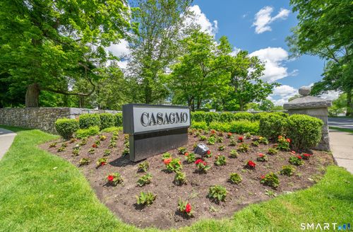 82-82 Olcott Way, Ridgefield, CT, 06877-3942 | Card Image