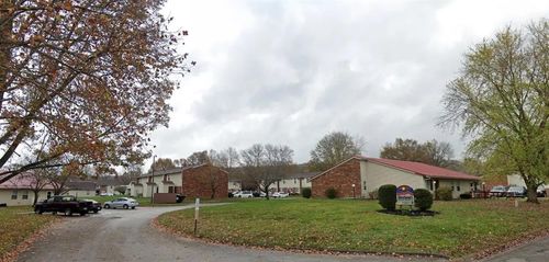 1890 Vista Cir, Aberdeen, OH, 45101-9542 | Card Image