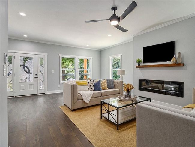 490 Third Ave, House other with 5 bedrooms, 4 bathrooms and 5 parking in Scottdale GA | Image 6