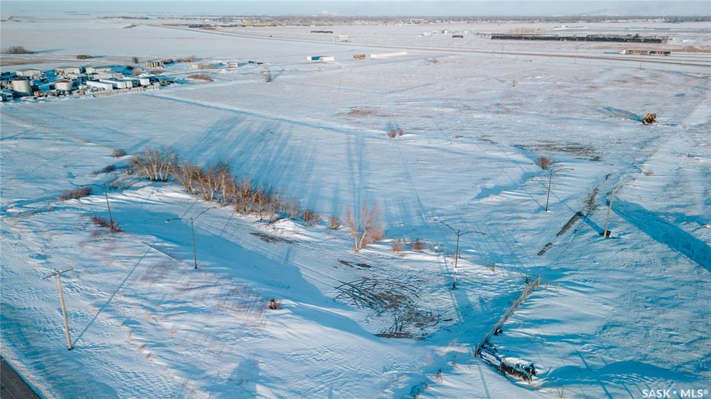 Land in Regina 5