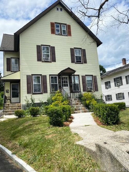 apt-2-31 Lake Ave, Danbury, CT, 06810-6392 | Card Image
