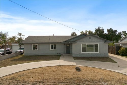 3294 Wall Ave, San Bernardino, CA, 92404-2222 | Card Image