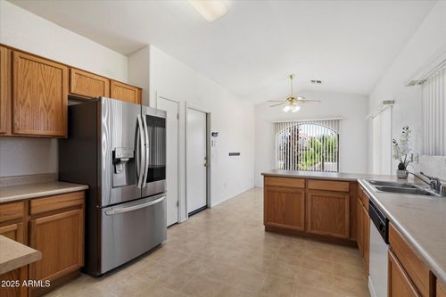 9040 W Deanna Dr, Peoria, AZ, 85382-2420 | Card Image