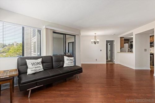 3003 Blue Oak Ct, Spring Valley, CA, 91978-1980 | Card Image