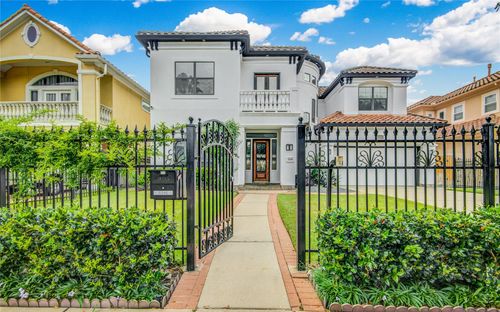 5346 Val Verde St, Houston, TX, 77056-6221 | Card Image