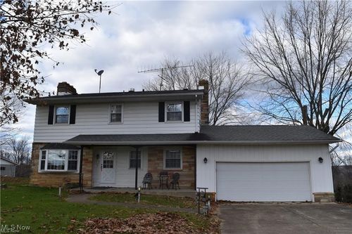 70392 Barton Rd, Saint Clairsville, OH, 43950-8503 | Card Image
