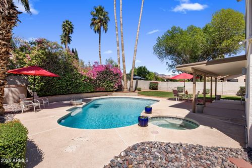 9012 E Sutton Dr, Scottsdale, AZ, 85260-4236 | Card Image