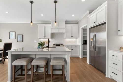 24985 W 94th Pl, Lenexa, KS, 66227-7101 | Card Image