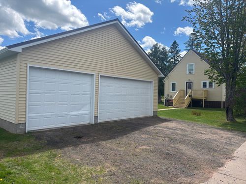 1304 Kuinvinen St, Wakefield, MI, 49968 | Card Image