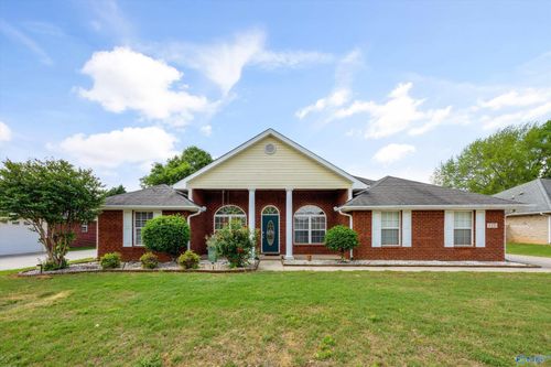 125 Coldsprings Dr, Harvest, AL, 35749-8298 | Card Image