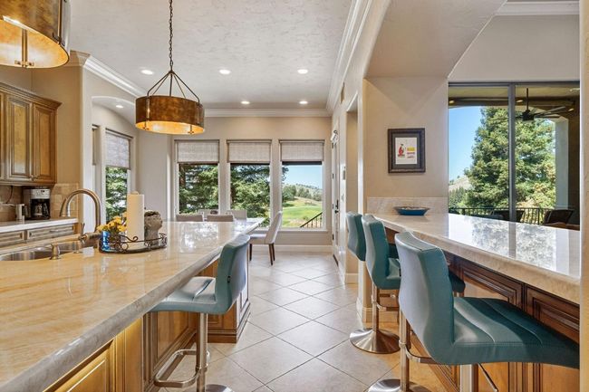 21788 Brighton Crest Dr, House other with 5 bedrooms, 0 bathrooms and null parking in Friant CA | Image 15