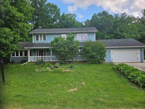 100 Prince Ct Se, Poplar Grove, IL, 61065-8813 | Card Image