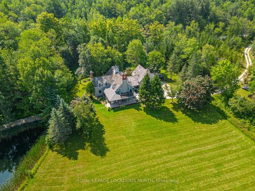 567343 6 Sideroad, Town Of The Blue Mountains, ON, N0H1J0 | Card Image