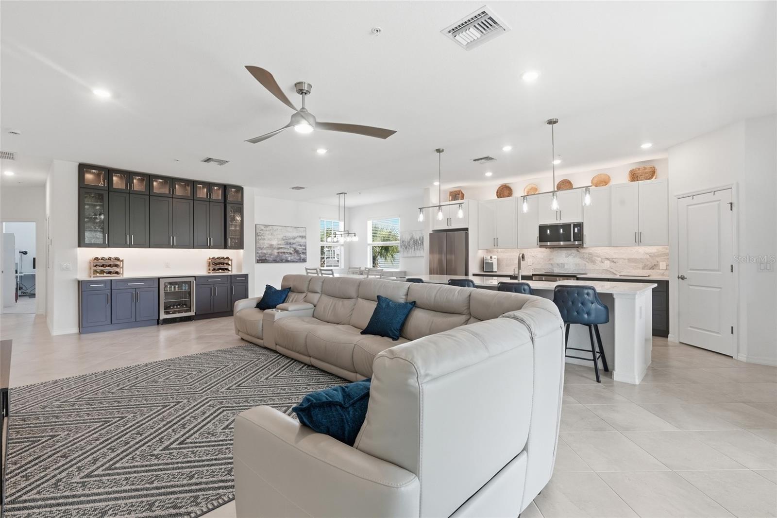 Residential in PUNTA GORDA 3