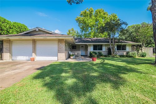 1947 Richvale Ln, Houston, TX, 77062-6020 | Card Image