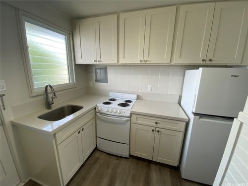 apt-9-120 Kihapai St, Kailua, HI, 96734-2686 | Card Image