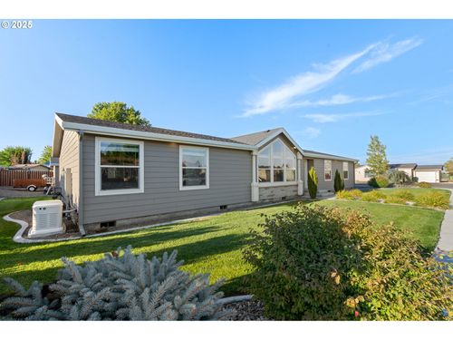 308 Ne Davaly Ave, Boardman, OR, 97818-9715 | Card Image