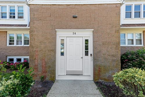 p-24 Bettys Pond Rd, Hyannis, MA, 02601-3774 | Card Image