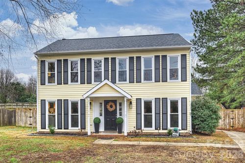 10233 Fairway Ridge Rd, Charlotte, NC, 28277-7709 | Card Image