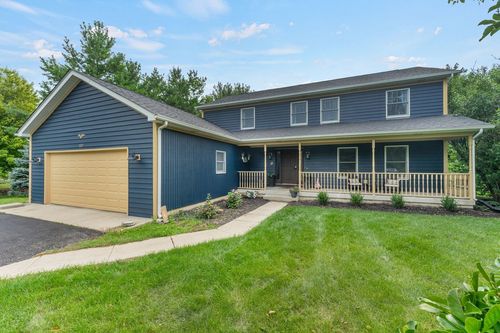 537 Apache Trl, Lake Villa, IL, 60046-7301 | Card Image