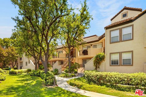 56-24119 Del Monte Dr, Santa Clarita, CA, 91355-3818 | Card Image