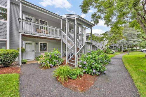 90-90 Eaton Ln, Brewster, MA, 02631-3021 | Card Image