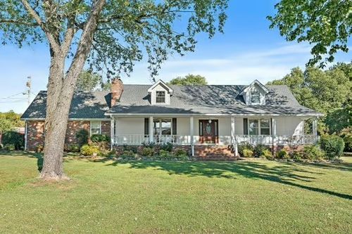 1110 Old Dickerson Pike, Goodlettsville, TN, 37072-4101 | Card Image