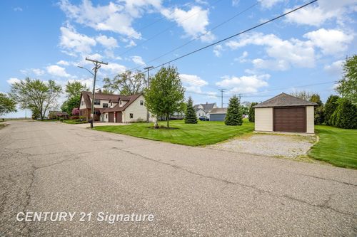 9610 Saginaw St, Reese, MI, 48757-9406 | Card Image
