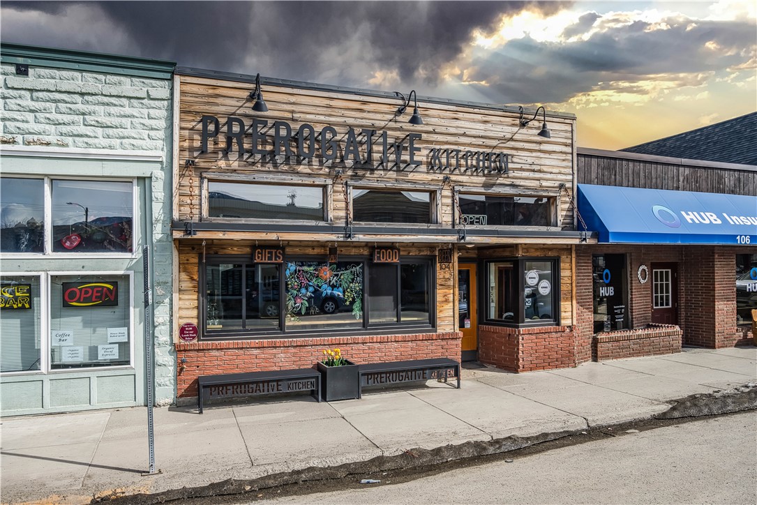 104 S Broadway Ave, Red Lodge, MT 59068