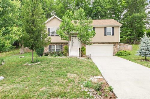 1048 St Clair Ln, Christiansburg, VA, 24073-2426 | Card Image